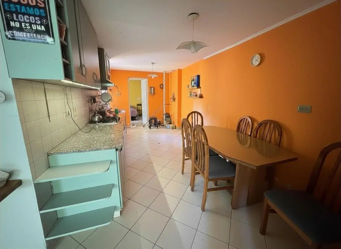Venta de Casa Principal + 3 departamentos, en Block a 200 metros del Mar 4