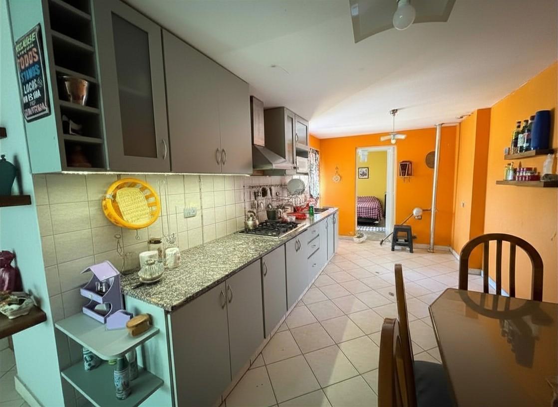 Foto de Venta de Casa Principal + 3 departamentos, en Block a 200 metros del Mar, imagen 2