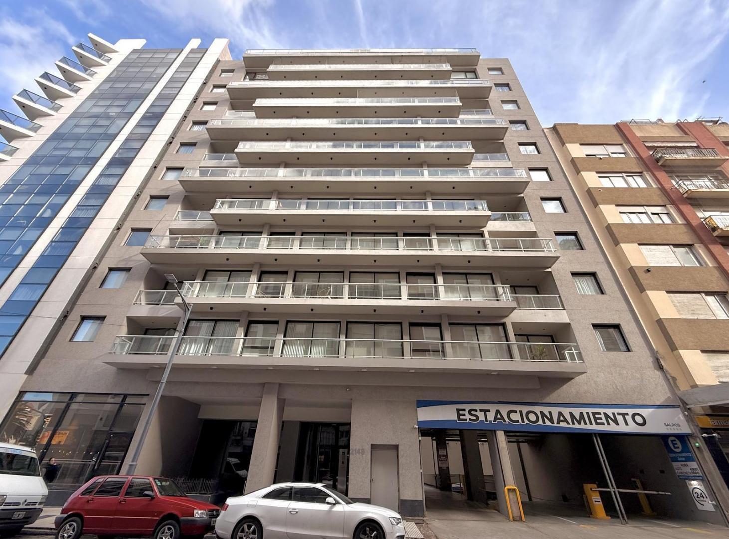 Penthouse de categoría con terraza privada de 70 m² | Edificio Novecento