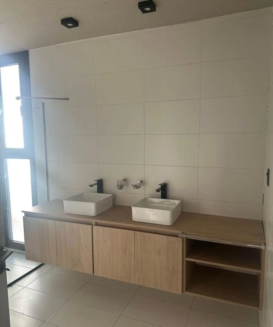 Moderna casa a estrenar- Greenville-VENTA O ALQUILER. 4