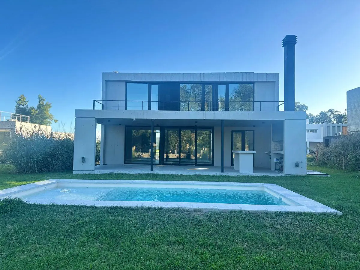 Moderna casa a estrenar- Greenville-VENTA O ALQUILER. 3