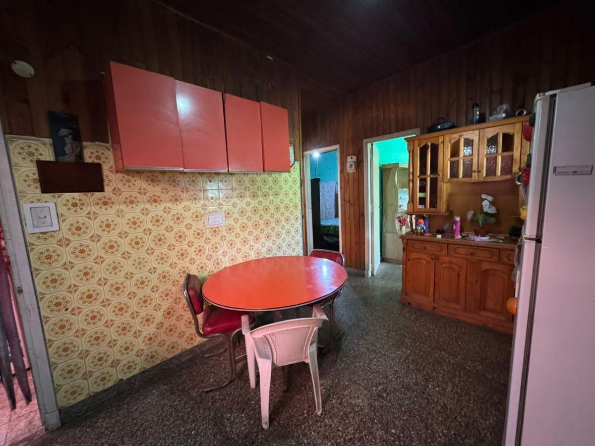 Foto de Inmueble con Dos Casas en Venta- Ezeiza, imagen 2