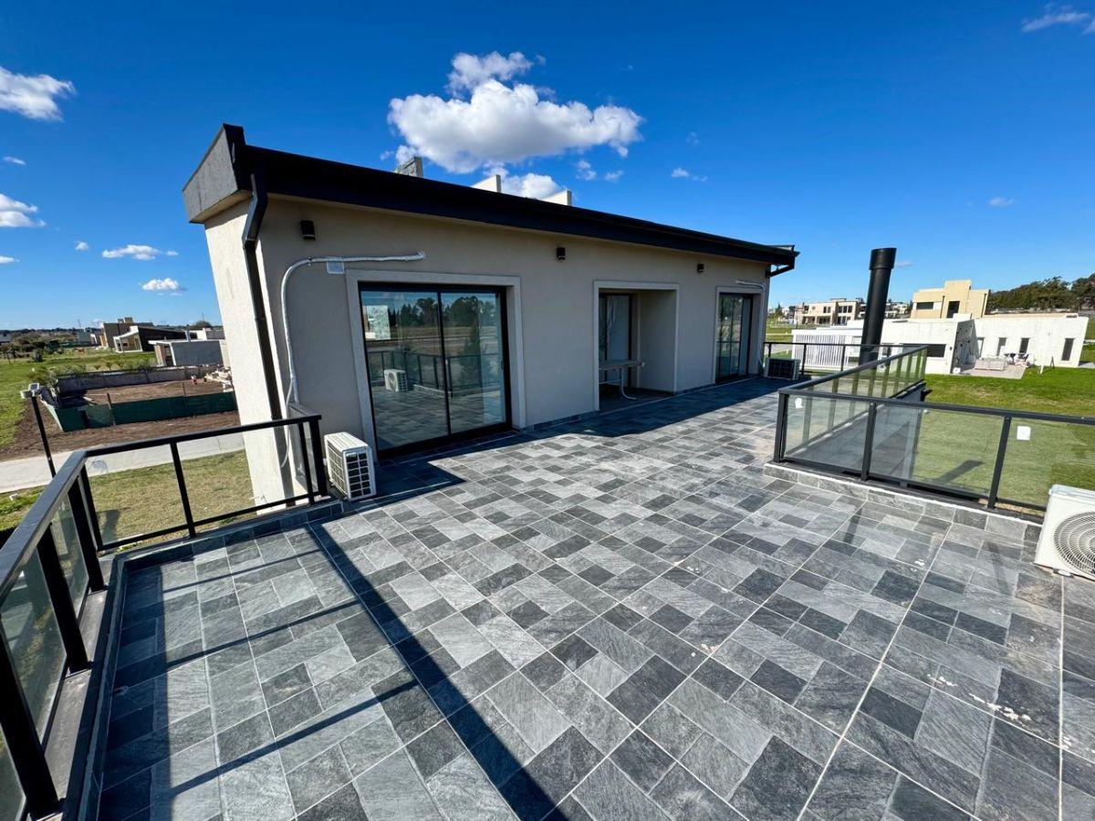 Foto de Casa en Venta en Lares de Canning, imagen 2