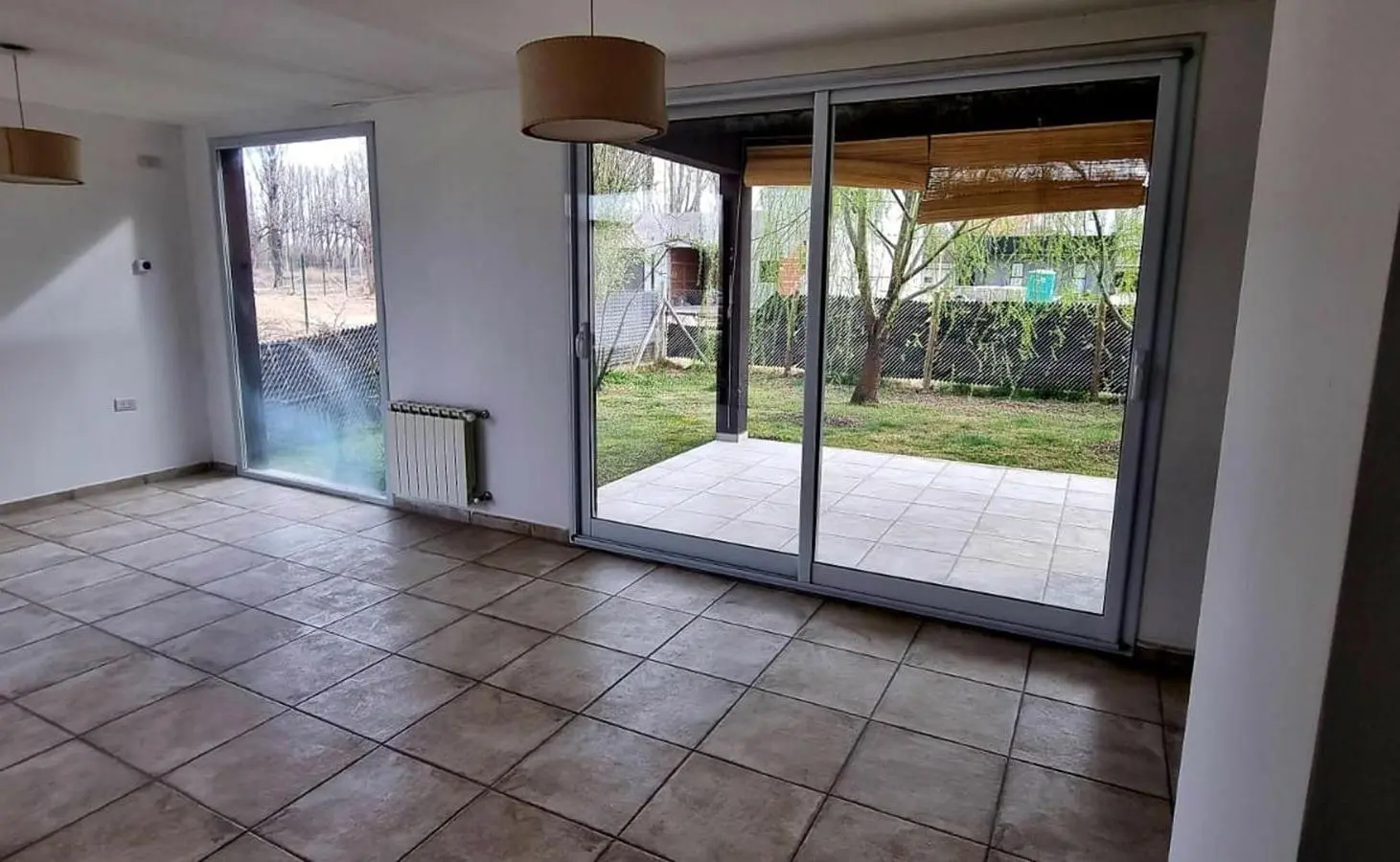 VENTA CASA de tres dormitorios en B° FINCA COSTA SERENA 2