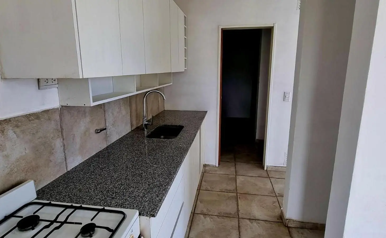 VENTA CASA de tres dormitorios en B° FINCA COSTA SERENA 3