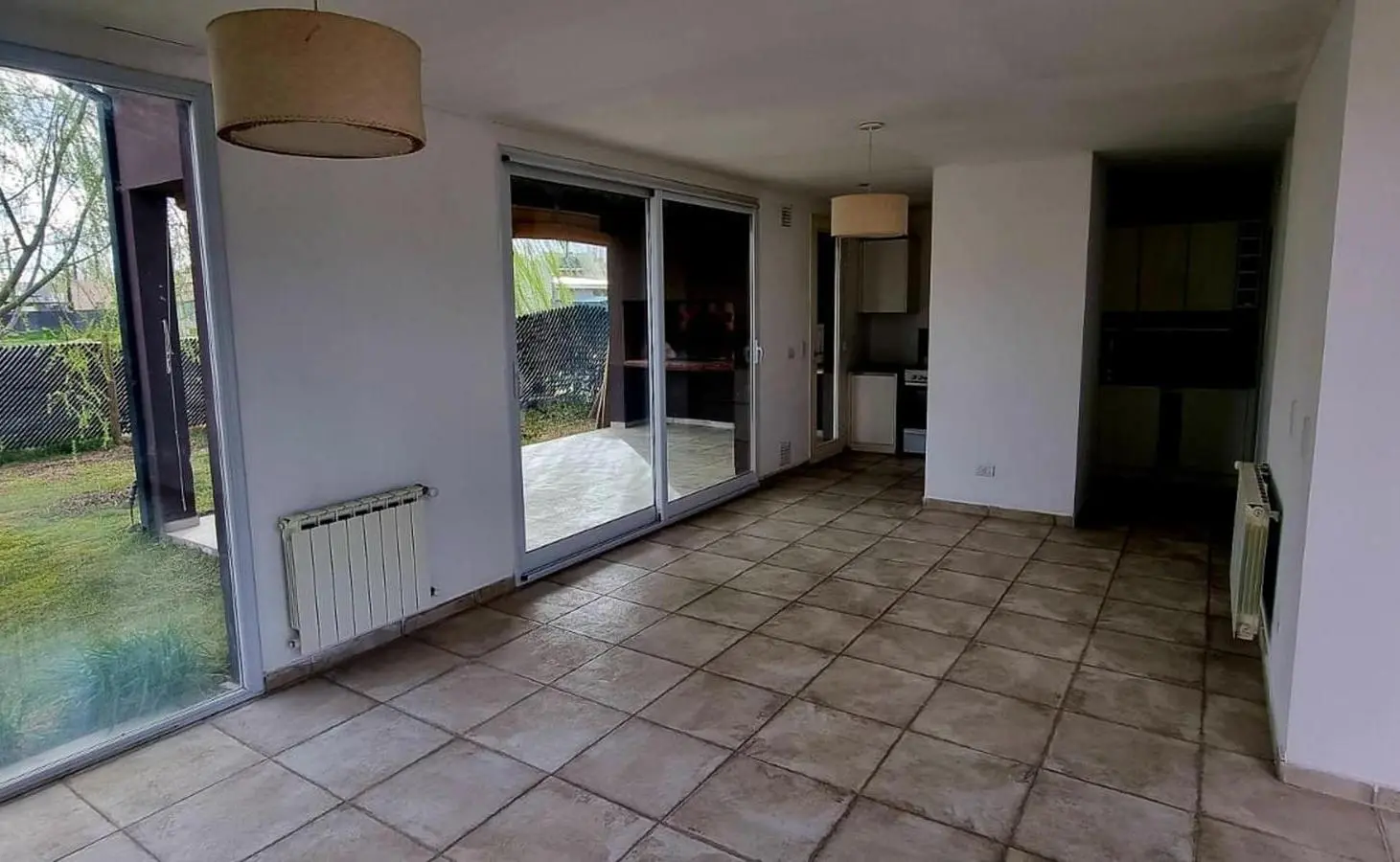 VENTA CASA de tres dormitorios en B° FINCA COSTA SERENA 5