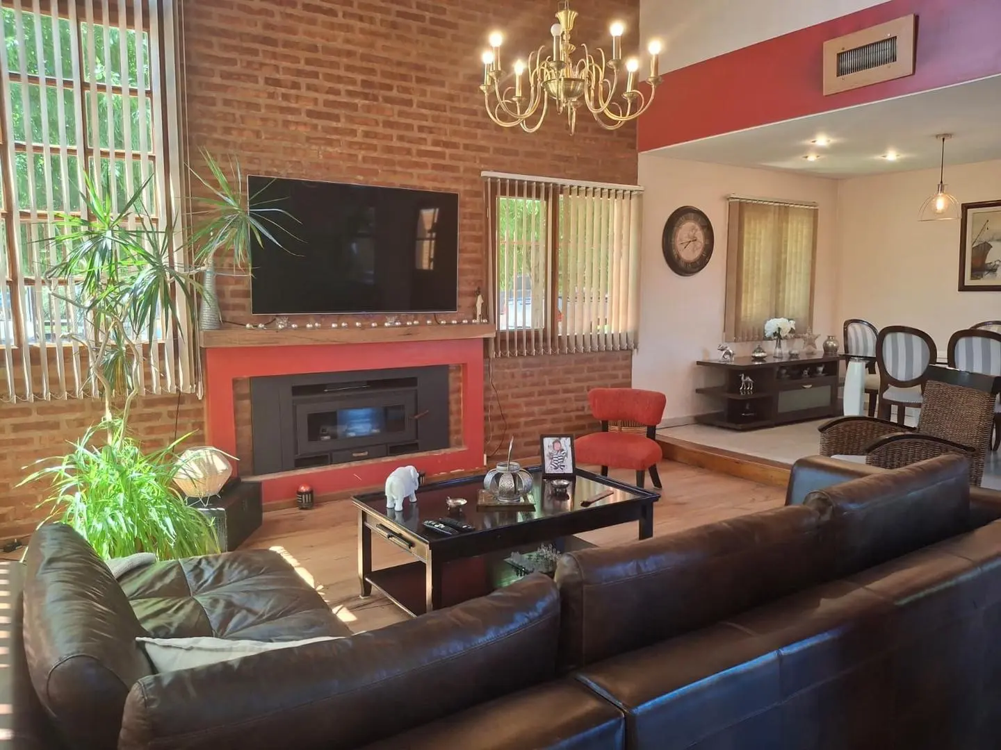 VENTA Casa de tres dormitorios en B° MANZANAR - CIPOLLETTI 4