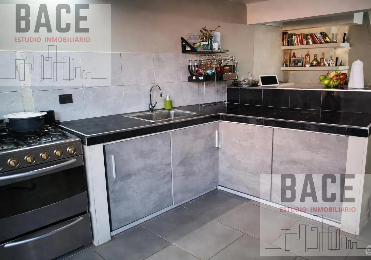 Venta casa 3 dormitorios en Distrito 30 - Cipolletti. 2