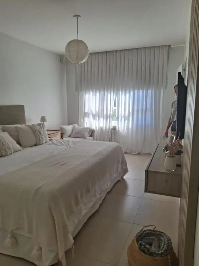 VENTA CASA de tres dormitorios en B° Manzanar - Cipolletti 5