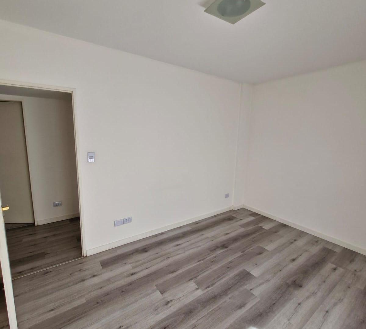 Foto de DEPARTAMENTO CON QUINCHO Y PATIO, imagen 2