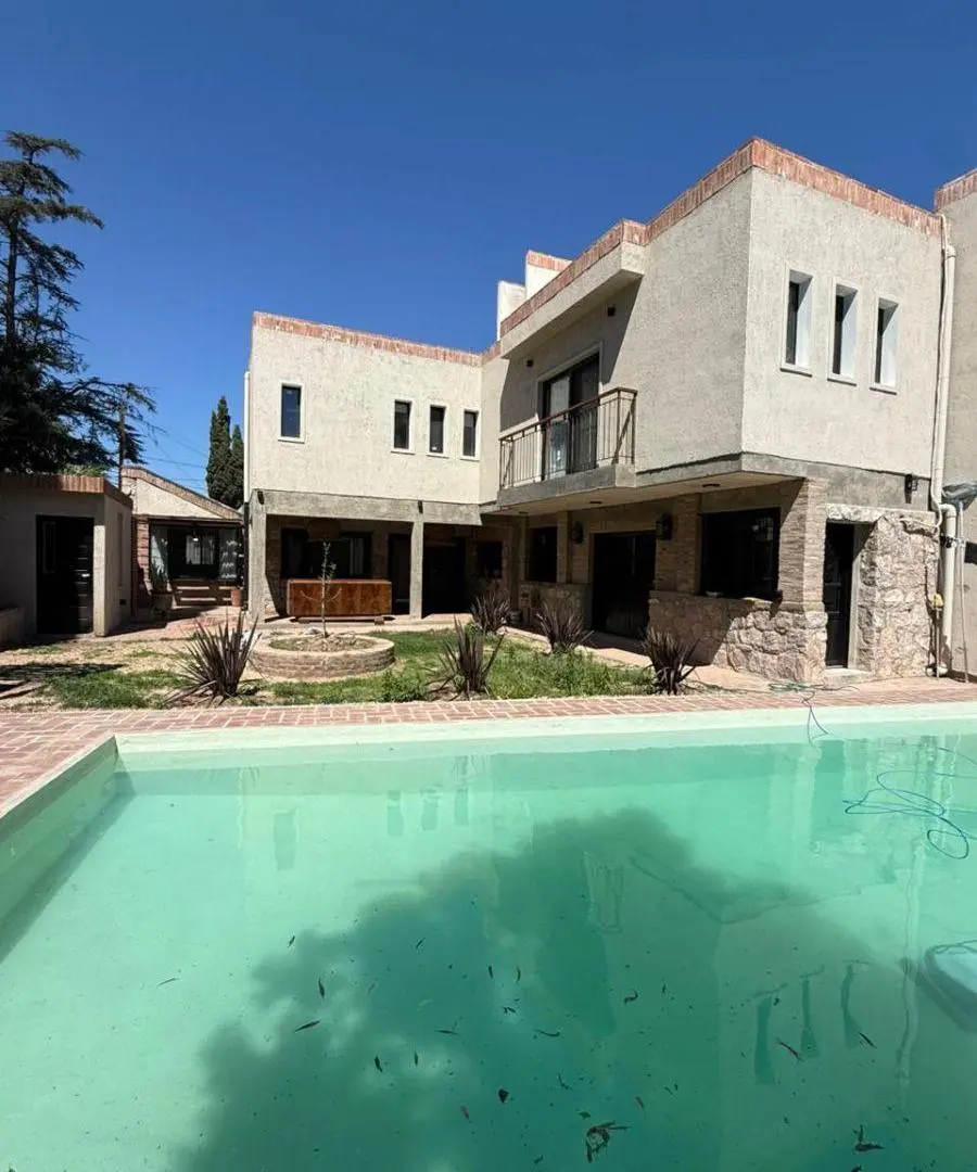 VENTA CASA 3 DORMITORIOS VILLA SUIZA CARLOS PAZ 1