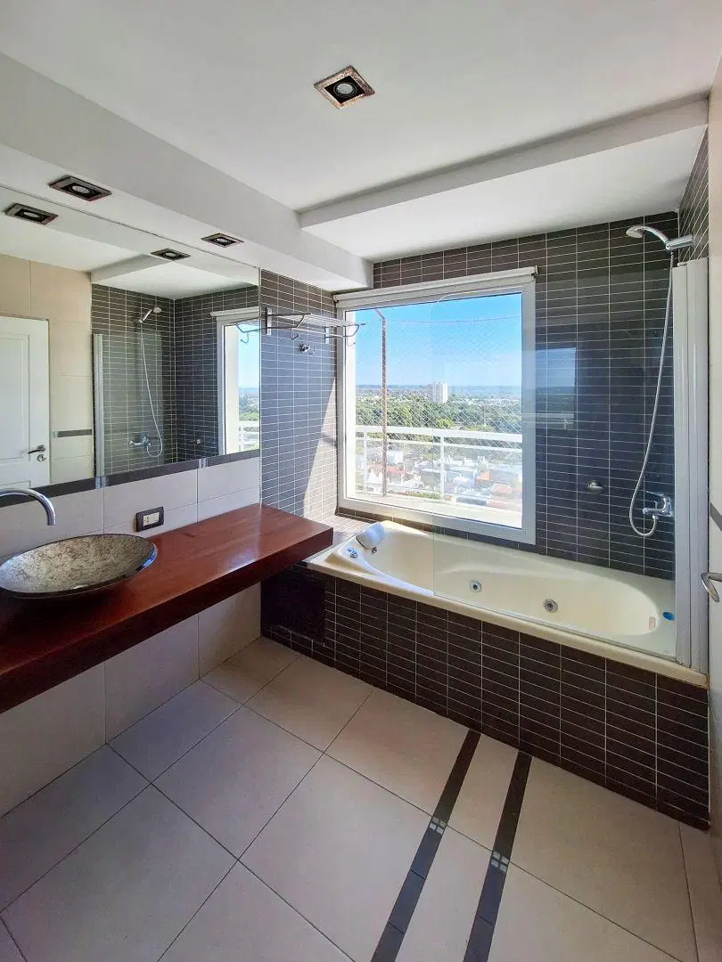 Departamento 0 ambientes 4 dormitorios. | Avenida Freyre al 3100 3