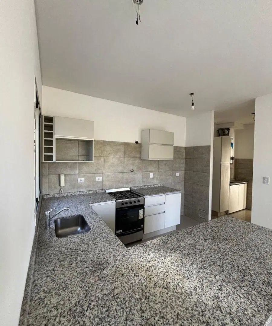 ALQUILER DEPARTAMENTO GODOY CRUZ 5