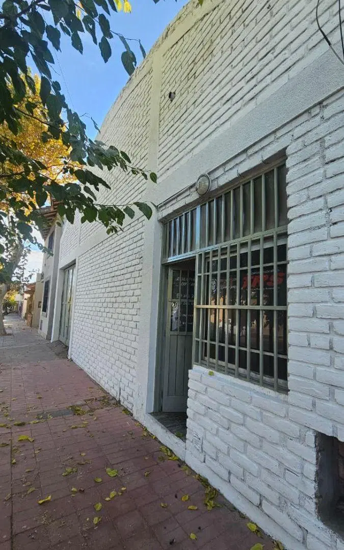GALPÓN EN VENTA | DORREGO 4