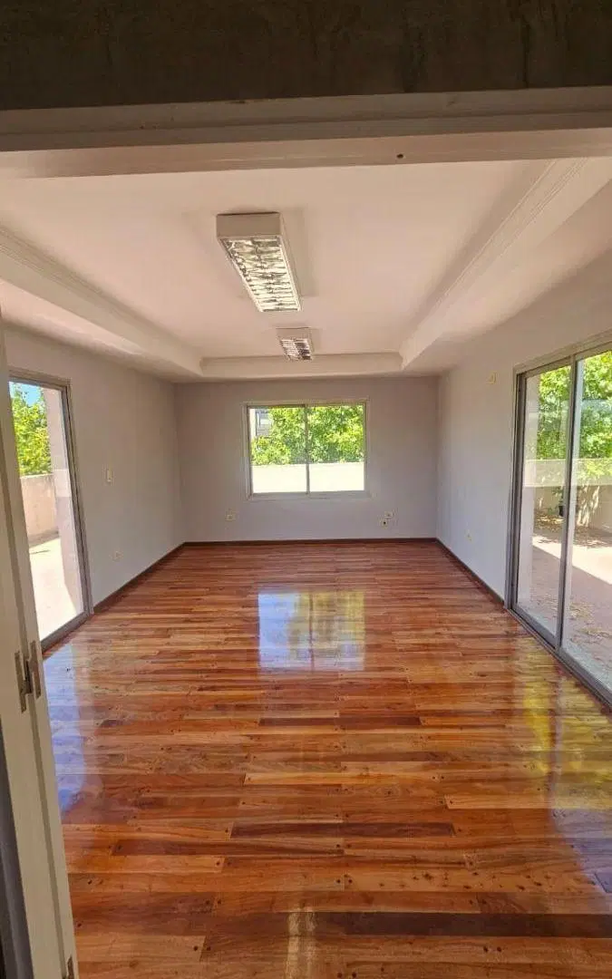 ALQUILER | EXCLUSIVA OFICINA DÚPLEX EN EL CORAZÓN DE LA CIUDAD 5