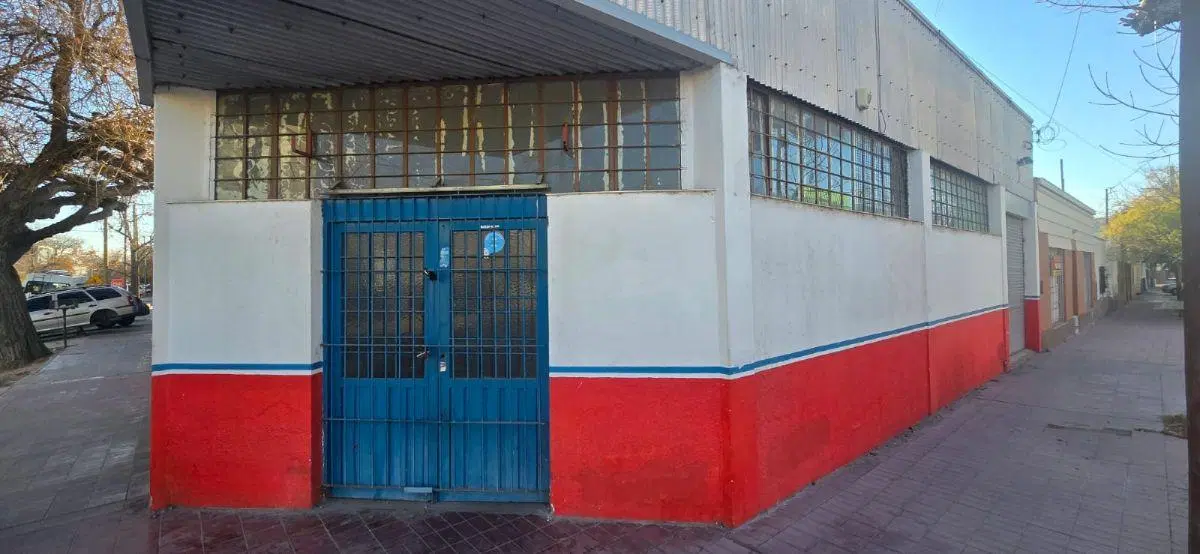 Venta de casa con galpón en Dorrego. 1