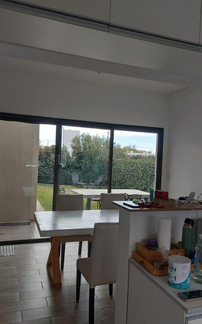 Foto de ESPECTACULAR CASA EN ALQUILER – BARRIO PRIVADO RINCÓN DE DRUMMOND, imagen 1