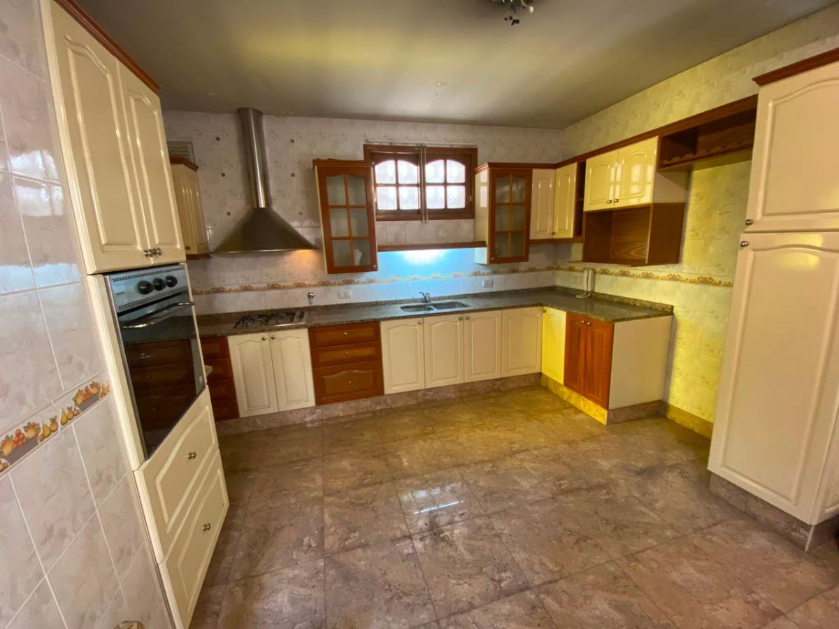 Foto de CASA EN VENTA – CIUDAD DE MENDOZA, imagen 1