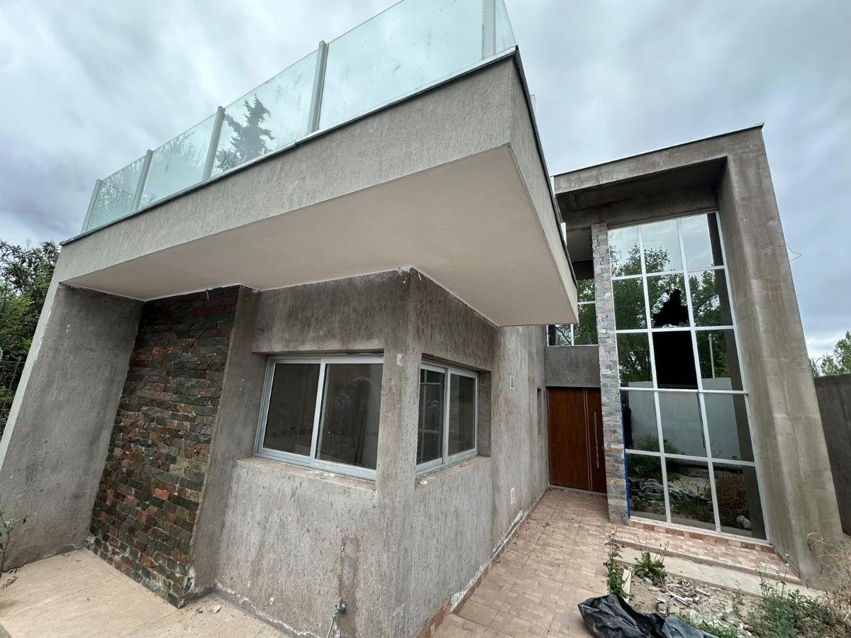 Foto de CASA EN VENTA CHACRAS DE CORIA - OBRA GRUESA TERMINADA, imagen 1