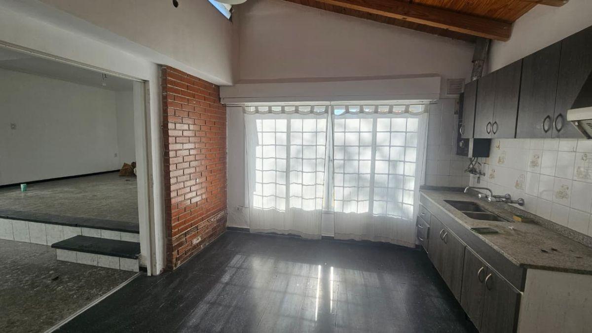 Foto de CASA EN ALQUILER – BARRIO TRAPICHE, imagen 3
