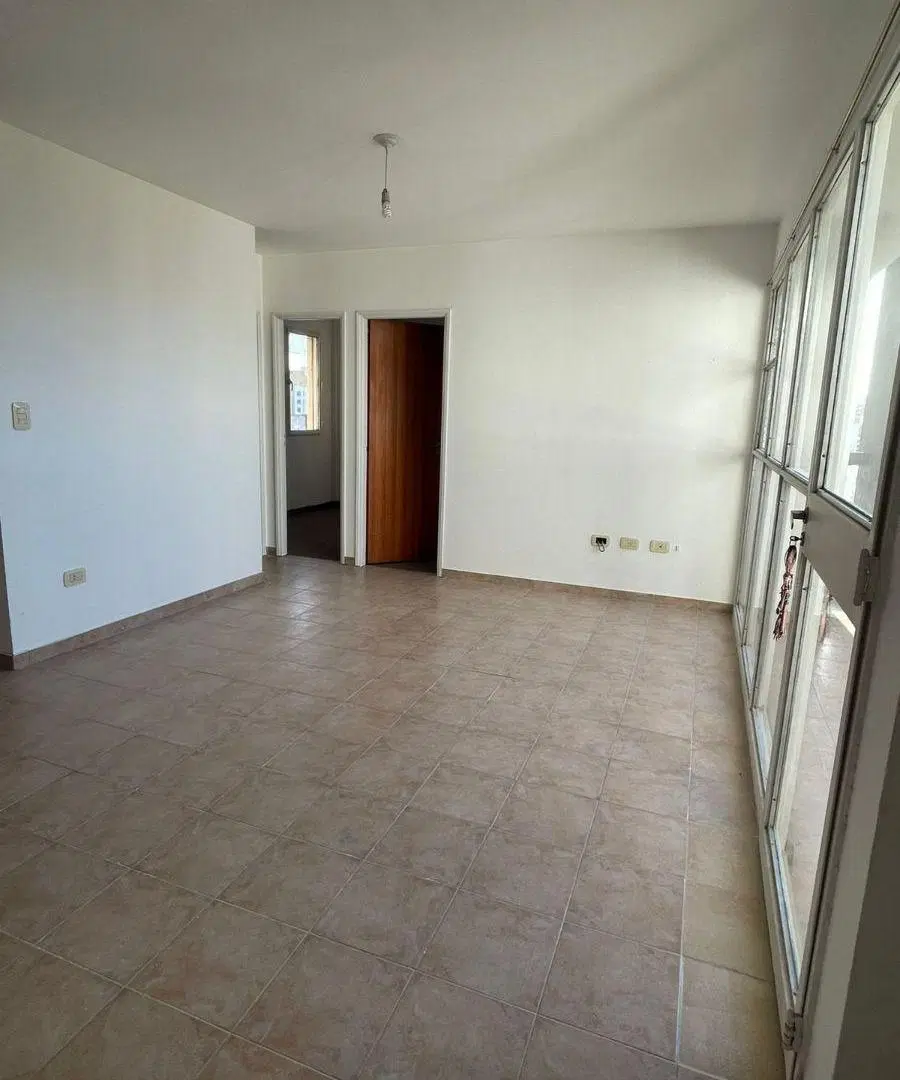 Departamento de 50 m² con 1 habitacion y escritorio en Alquiler, La Plata 5
