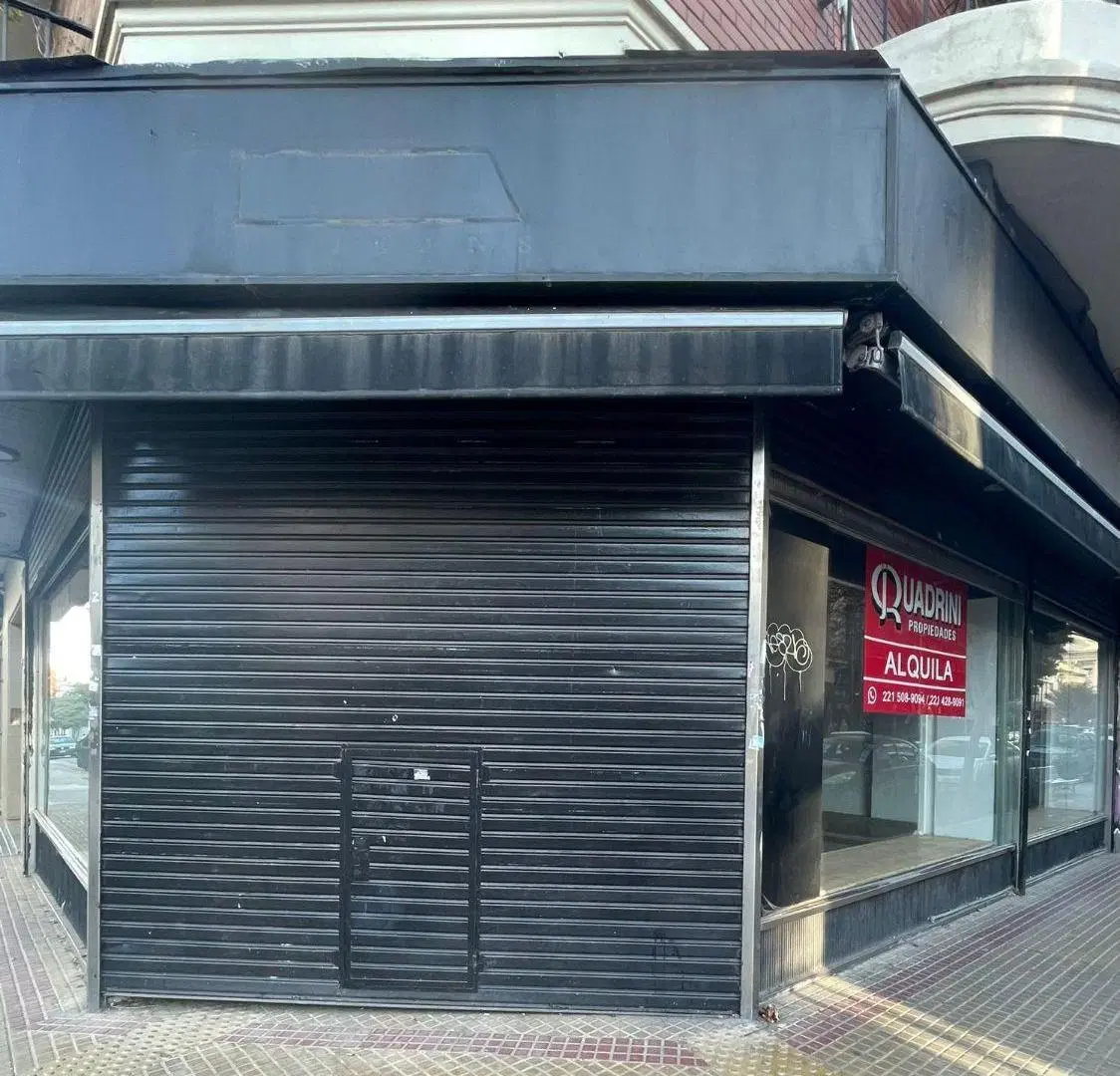 Local comercial de 130 m² en alquiler en La Plata 4