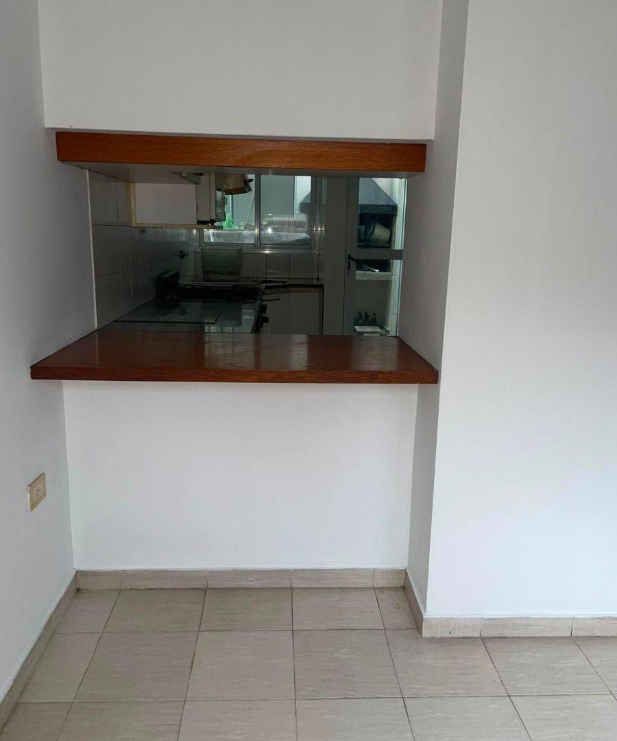 Foto de PH con 1 dormitorio en alquiler en La Plata, imagen 4
