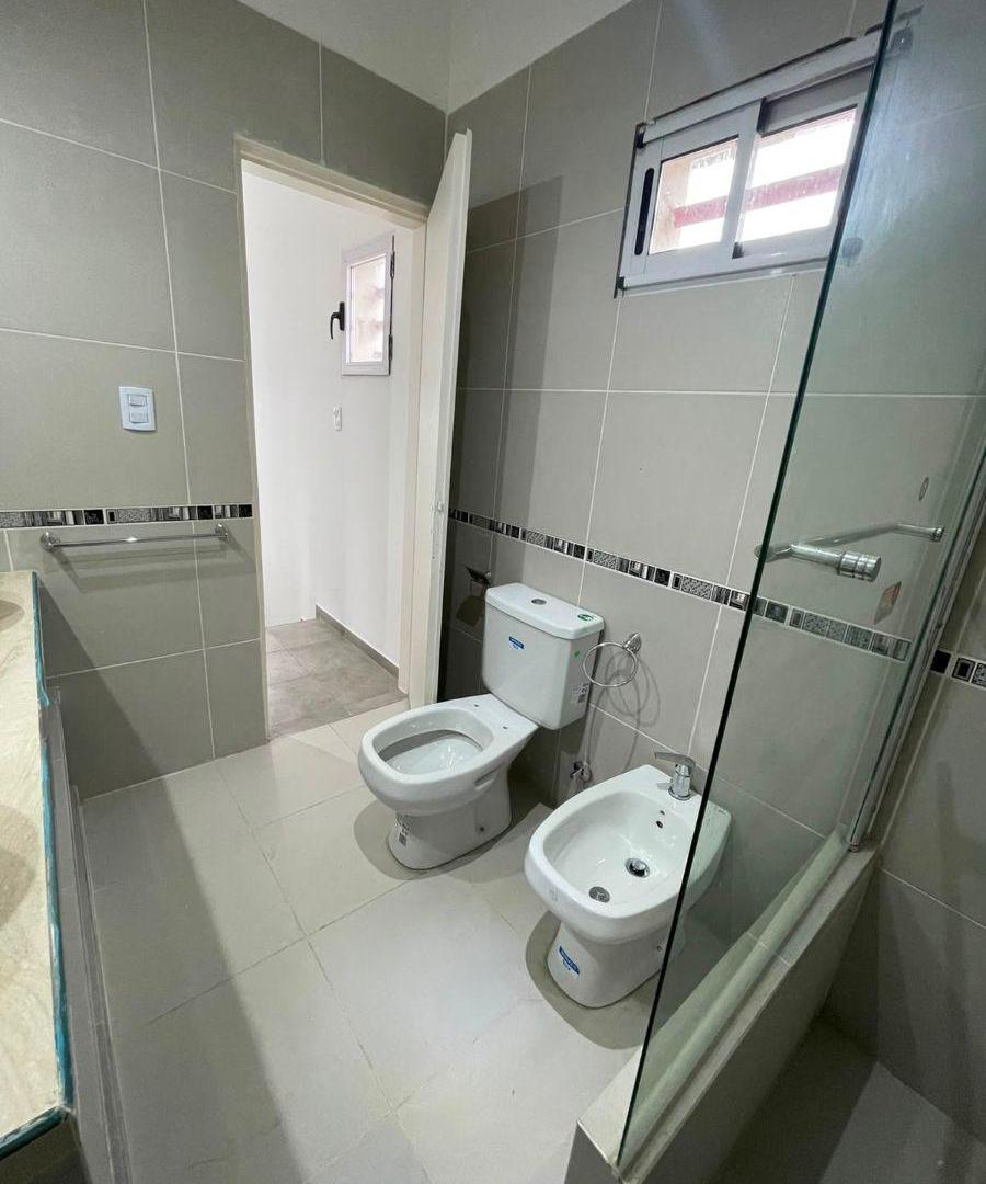 Foto de Duplex a estrenar de 90 m² con 2 dormitorios en alquiler en Ringuelet, imagen 5