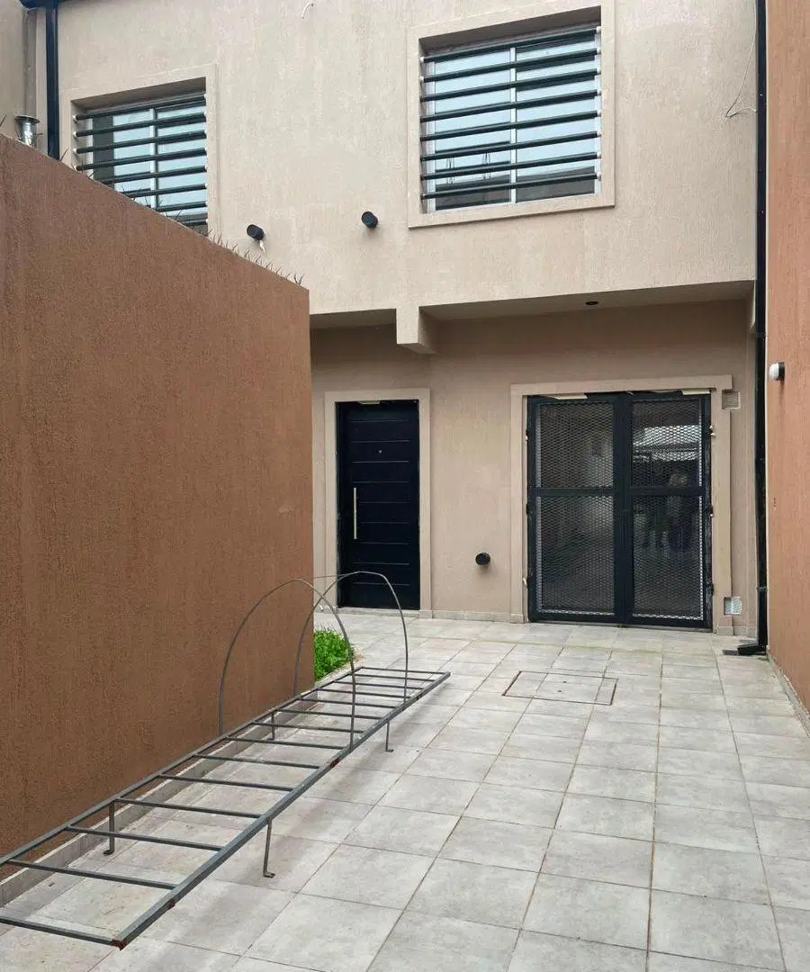 Duplex a estrenar de 90 m² con 2 dormitorios en alquiler en Ringuelet 2