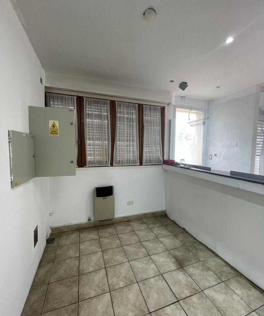 Foto de inmueble de 229 m² para fines comerciales, imagen 4