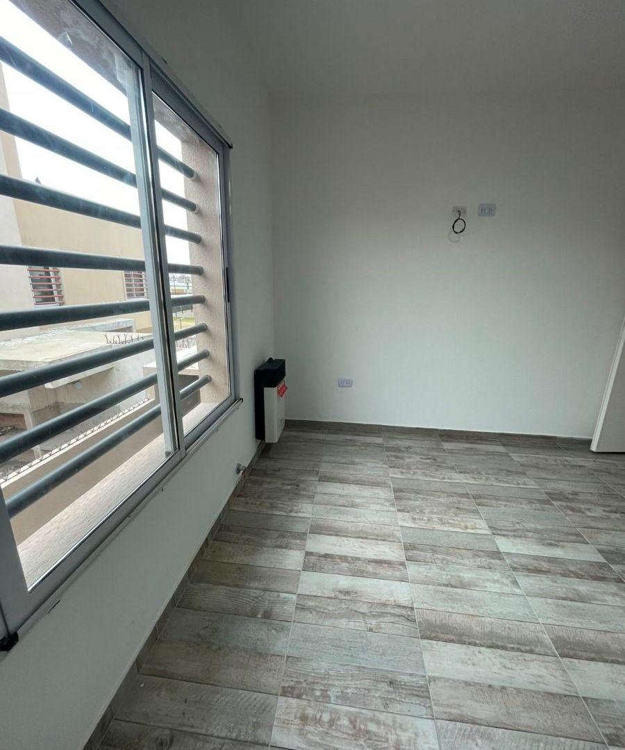 Foto de Departamento de 90 m² con 2 dormitorios en venta en Ringuelet, imagen 4