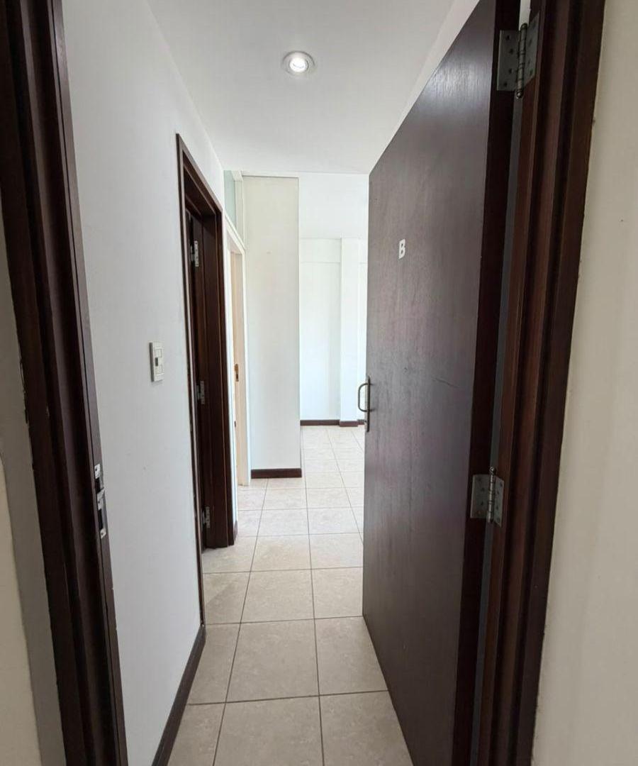 Foto de Departamento en alquiler en La Plata, imagen 2