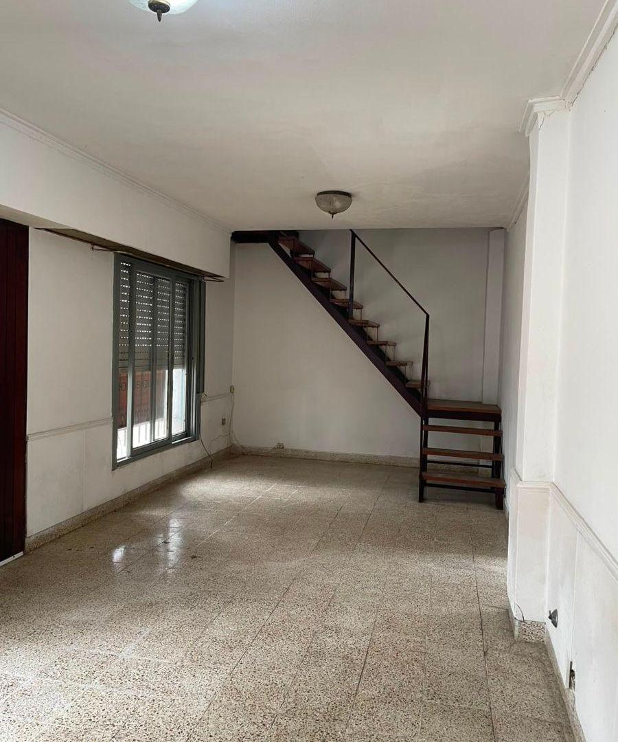 Foto de Casa de 100 m² con 3 dormitorios en alquiler en La Plata, imagen 2