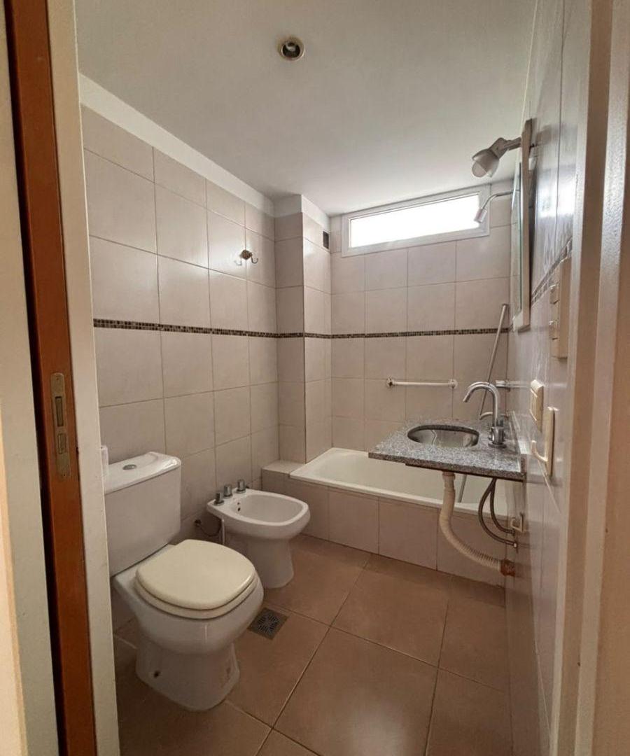 Foto de monoambiente en venta en La Plata, imagen 5