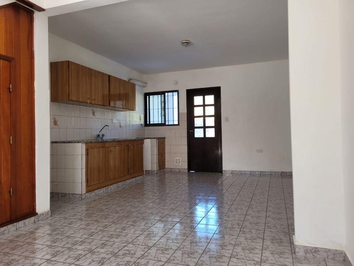 Foto de Duplex con 2 dormitorios en alquiler en Lisandro Olmos, imagen 4