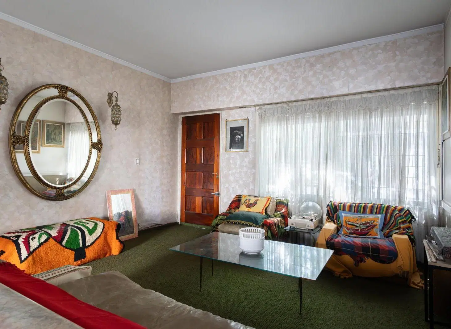 VENTA I CASA 4 AMBIENTES CON DEPENDENCIA COCHERA PATIO Y TERRAZA I PARQUE CHAS 3