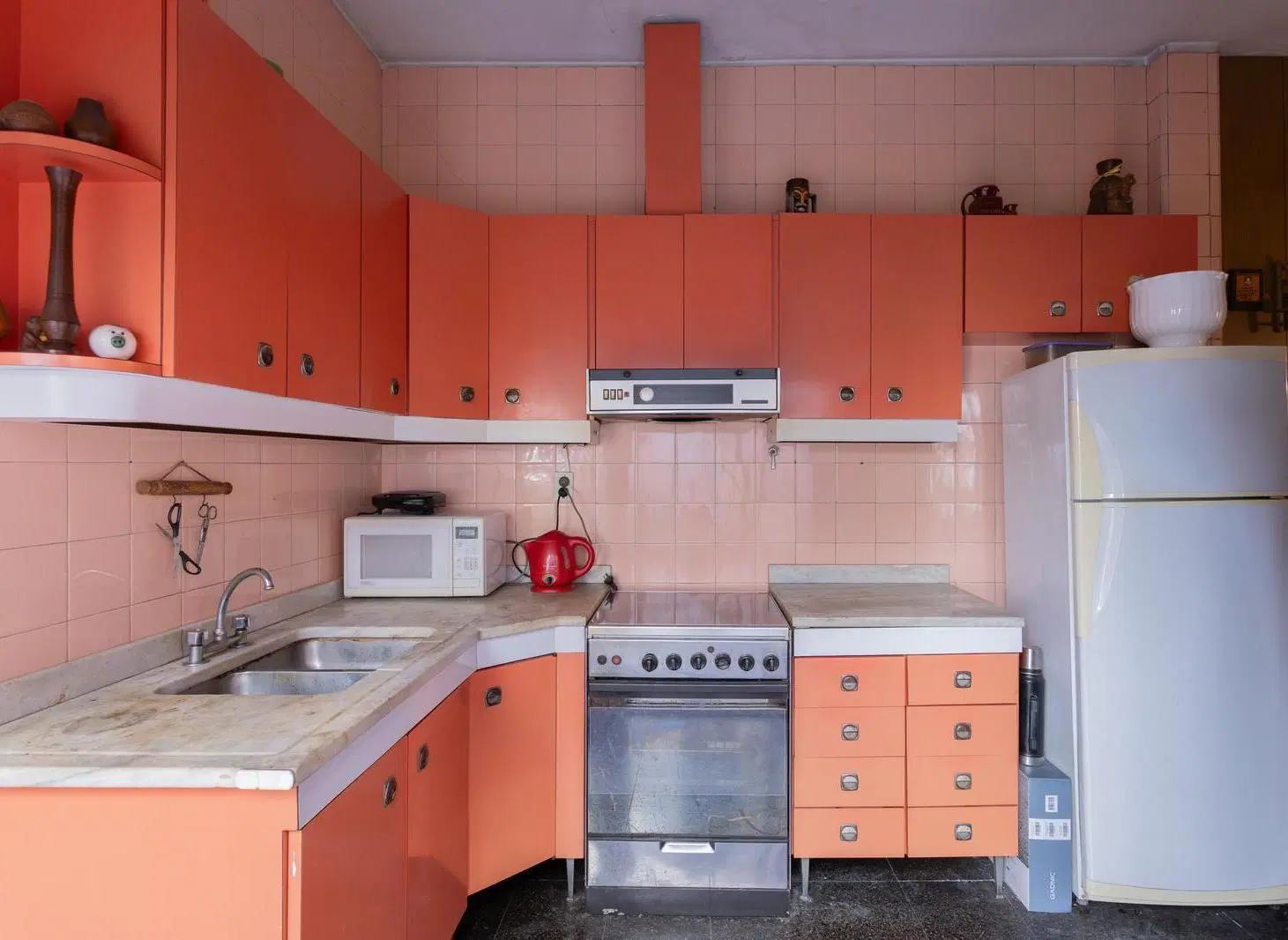 VENTA I CASA 4 AMBIENTES CON DEPENDENCIA COCHERA PATIO Y TERRAZA I PARQUE CHAS 2