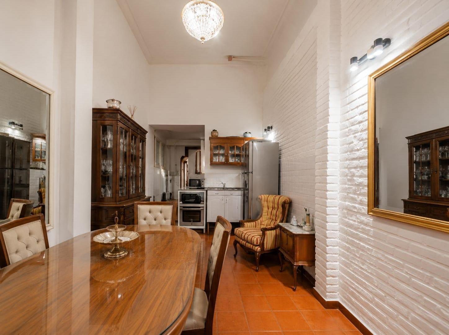 Foto de Venta | PH | Paseo Colon 1100 | San Telmo | 3 ambientes | Patio | Oportunidad |, imagen 1