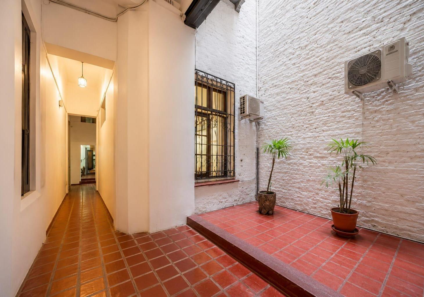 Foto de Venta | PH | Paseo Colon 1100 | San Telmo | 3 ambientes | Patio | Oportunidad |, imagen 2