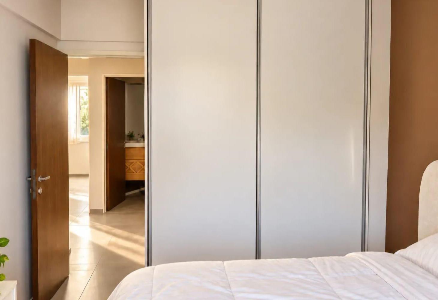 Foto de VENTA | DEPARTAMENTO | BARRACAS | 4 AMB | BALCÓN | PATIO | VISTA, imagen 3