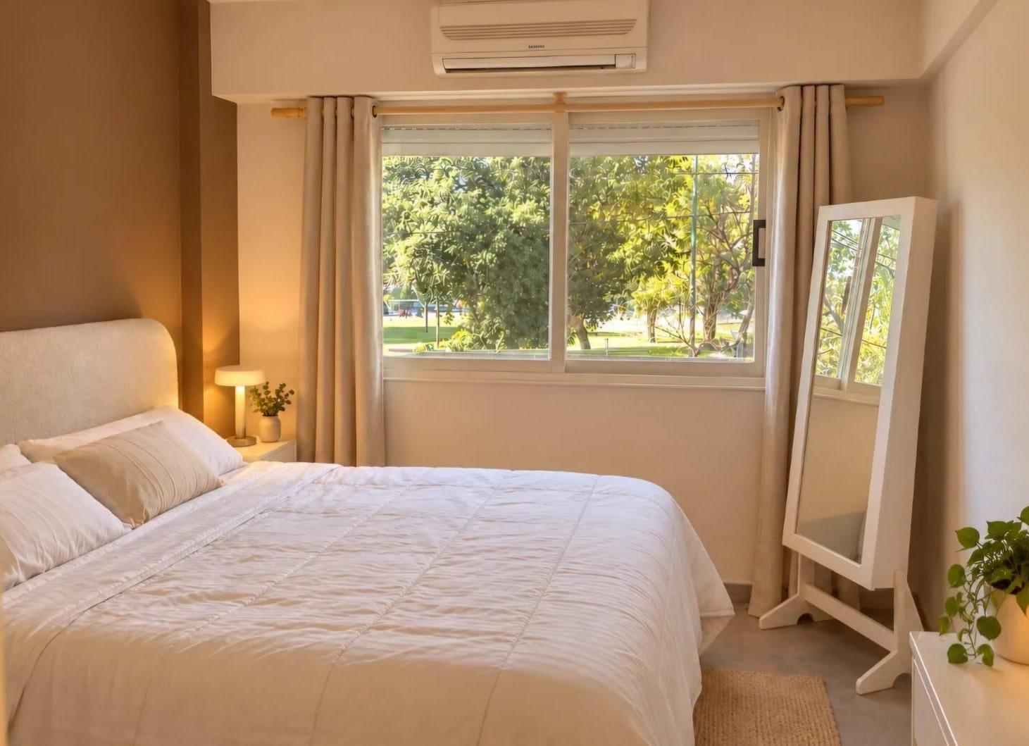 Foto de VENTA | DEPARTAMENTO | BARRACAS | 4 AMB | BALCÓN | PATIO | VISTA, imagen 2