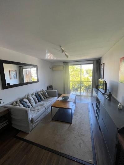 Foto de Venta | Departamento | San Isidro Joven | 2 ambientes | Apto crédito |, imagen 2