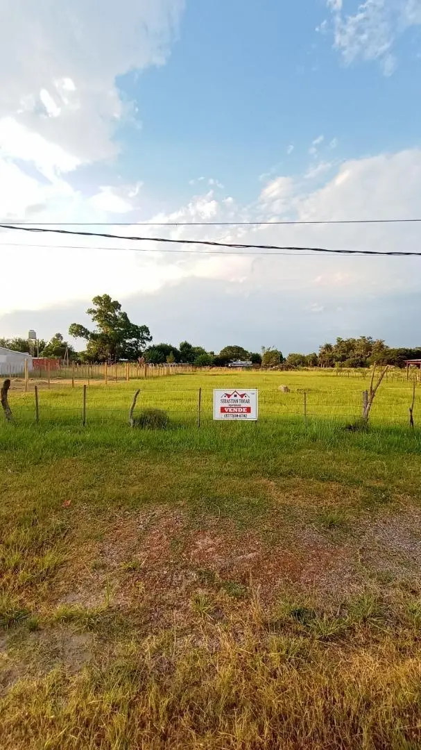 VENDO EXCEPCIONAL TERRENO DE GRANDES DIMENSIONES EN ESQUINA 3