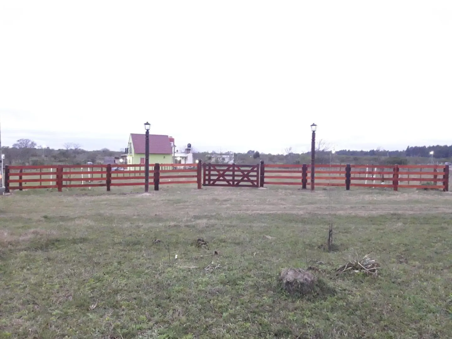 VENDO EXCEPCIONAL LOTE CON COSTA PROPIA SOBRE EL ARROYO VEGA 8