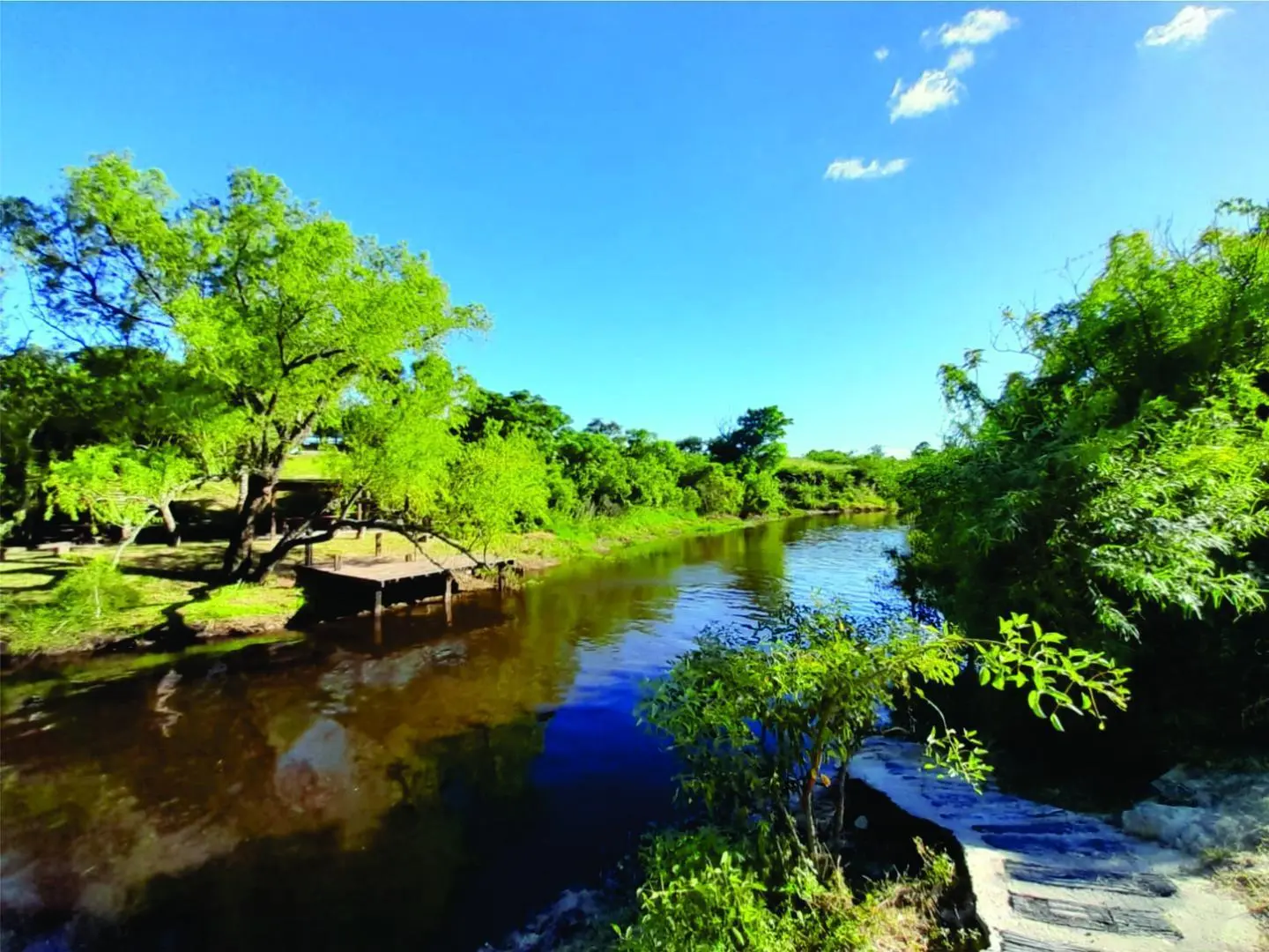 VENDO EXCEPCIONAL LOTE CON COSTA PROPIA SOBRE EL ARROYO VEGA 2