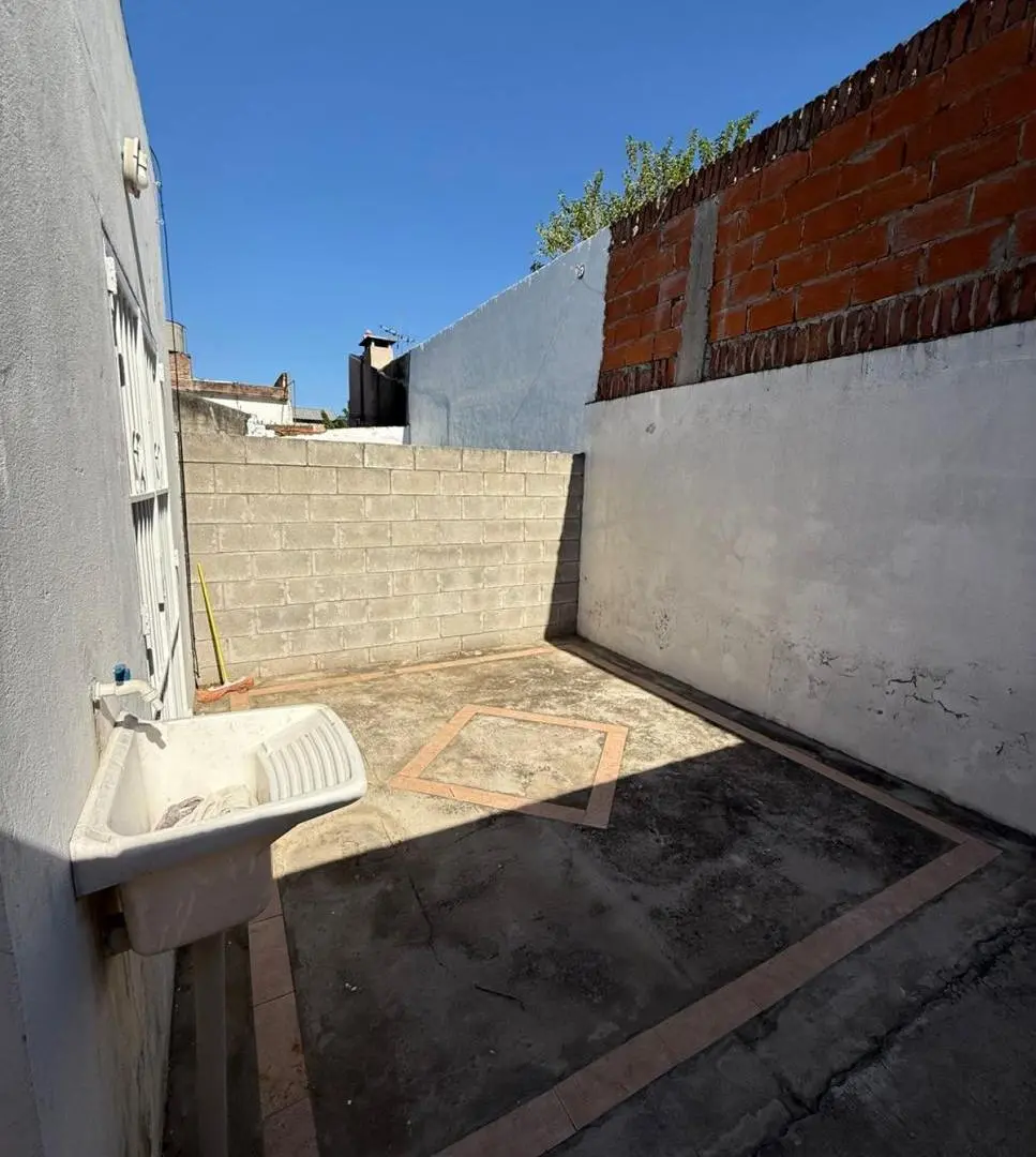 DEPARTAMENTO EN PABLO PODESTA 2