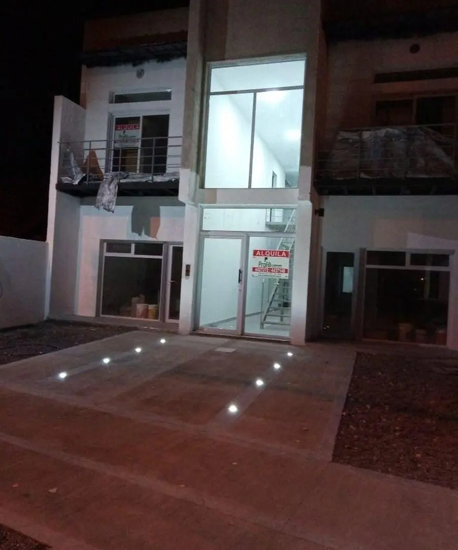Departamento Zona Iupa Monoambiente de 30 m² en alquiler en General Roca 4