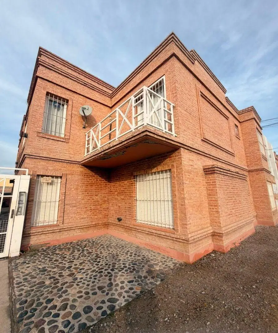 Departamento de 70 m² con 2 dormitorios alquiler en Los Olmos 5