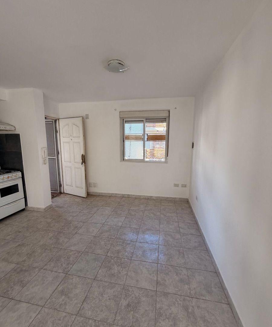 Foto de Departamento de 30 m² de 1 ambiente en alquiler en zona Norte, imagen 3