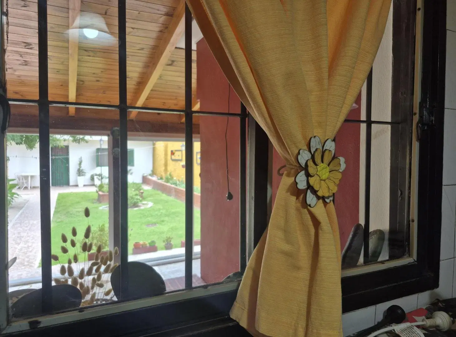 Venta Casa 4 Dormitorios con amplio patio y galería Matienzo 5